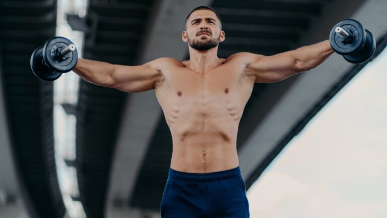 Dumbbell Mistakes That Can Wreck Your Body