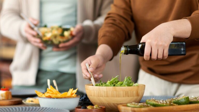 Avoid These 4 Salad Dressings If You Watch Your Blood Sugar